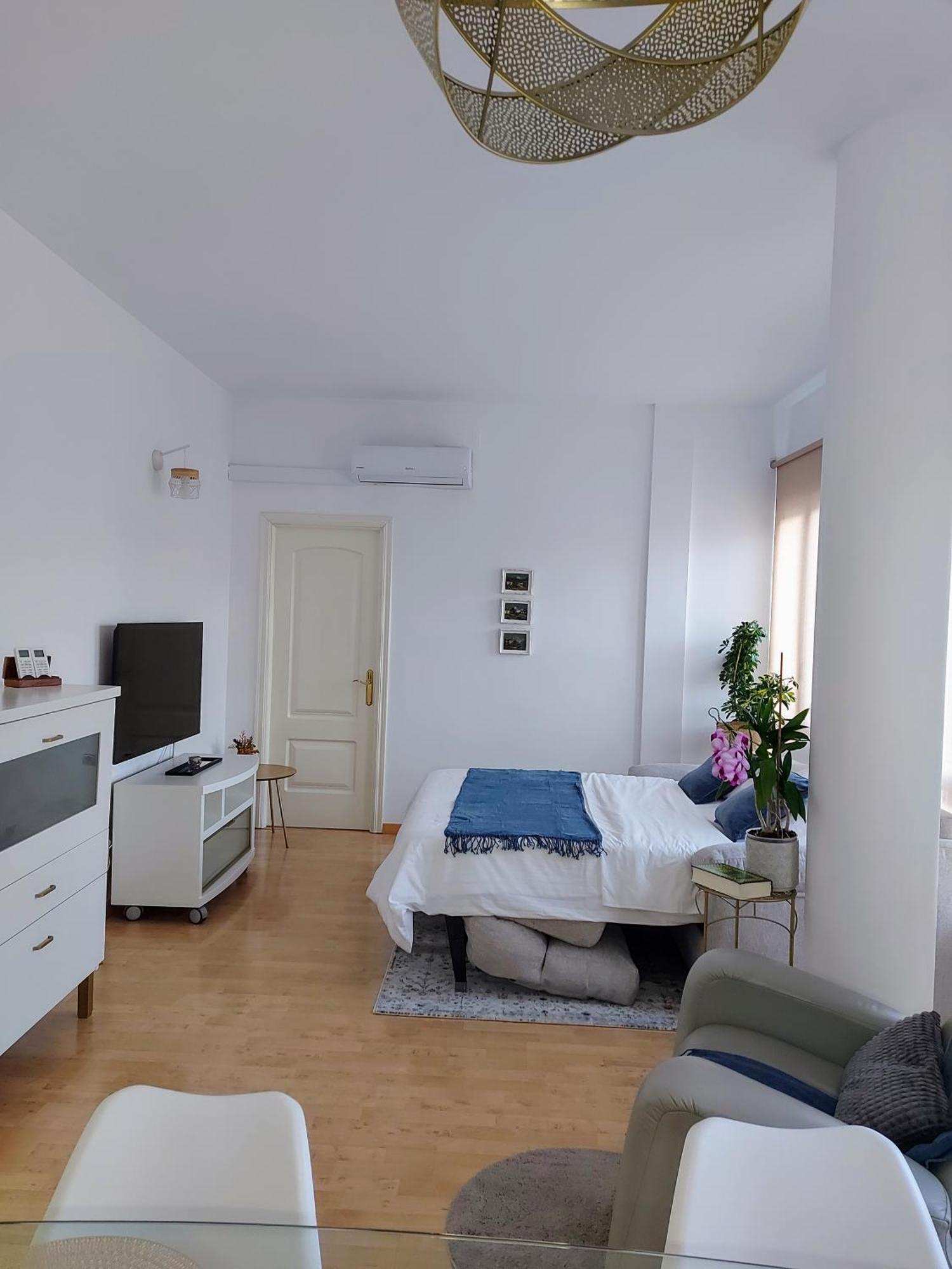Apartamento Las Floritas Малага Екстериор снимка