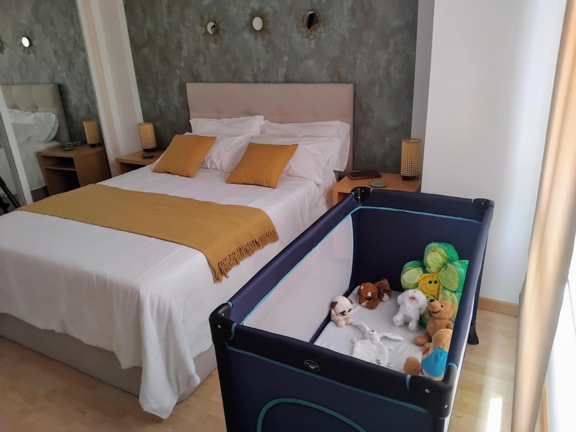 Apartamento Las Floritas Малага Екстериор снимка